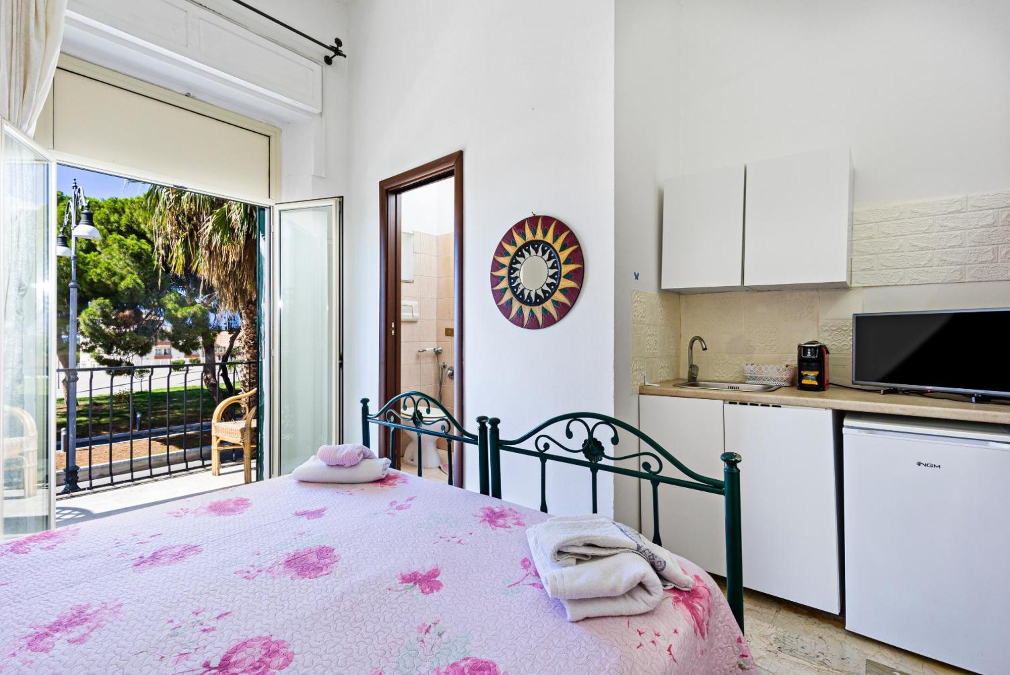 Il Balcone Sullo Stretto Bed & Breakfast Reggio Calabria Exterior photo