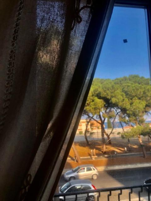 Il Balcone Sullo Stretto Bed & Breakfast Reggio Calabria Exterior photo