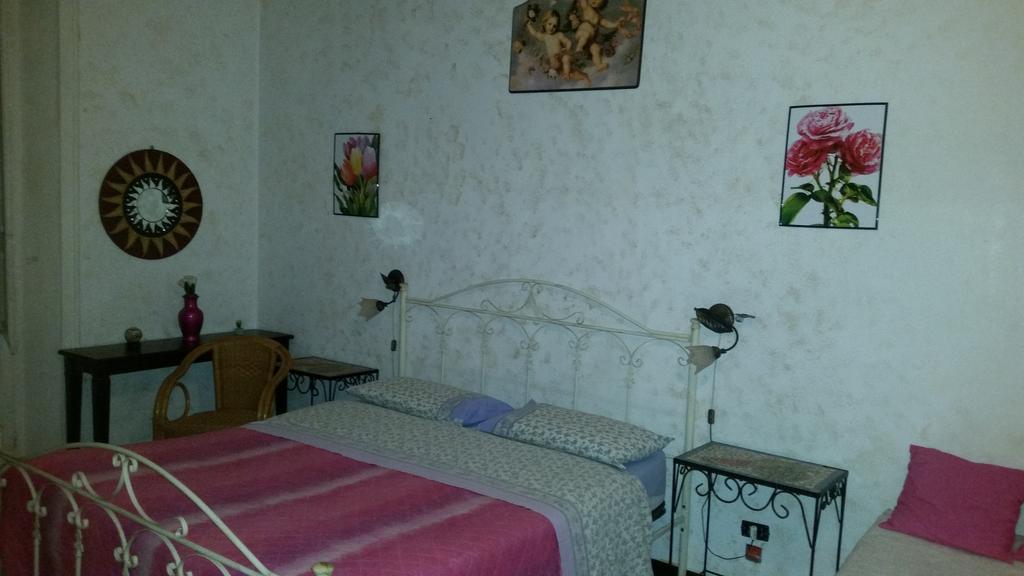 Il Balcone Sullo Stretto Bed & Breakfast Reggio Calabria Room photo