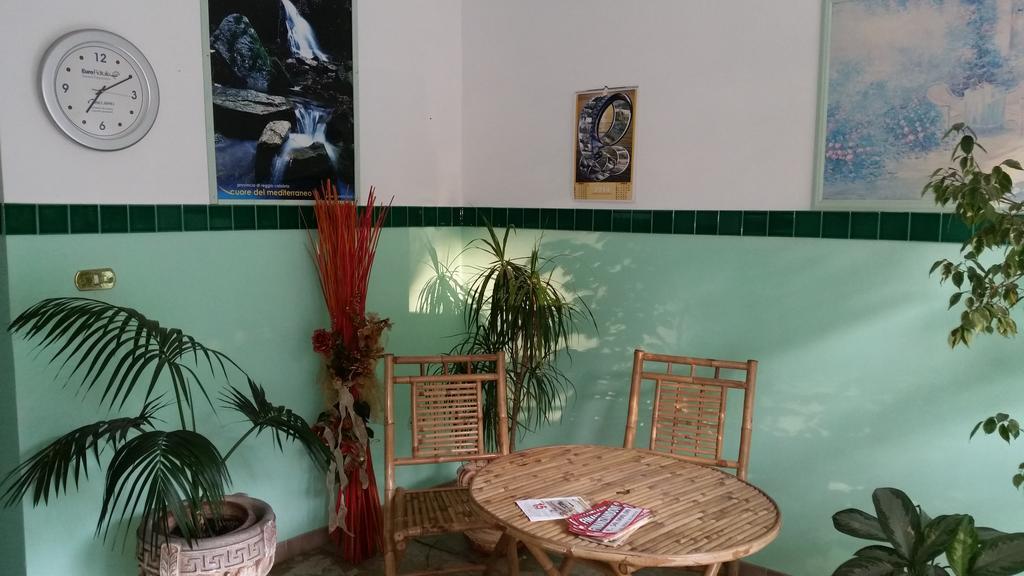Il Balcone Sullo Stretto Bed & Breakfast Reggio Calabria Exterior photo